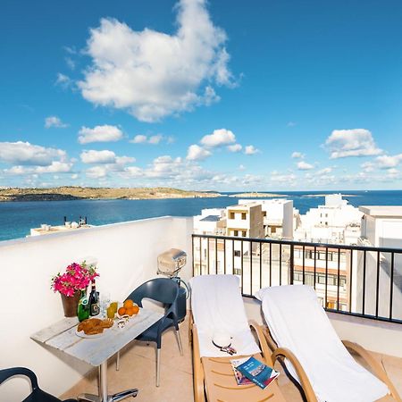 Ferienwohnung Penthouse With Seaview Terrace St. Paul's Bay Exterior foto